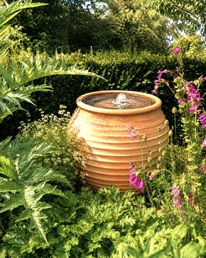 Beehive Cretan Terracotta Pot thumbnail-image-4